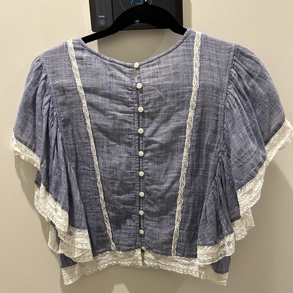 Melrose and Market Top in Medium - Picture 3 of 6